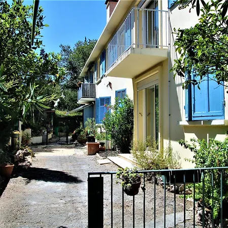 F4 Ideal Pro Ou Famille, 80 M2 Rdc Avec Jardin&terrasse Prives, Parking Gratuit, Calme, Wifi Free Pop, Clim Reversible, Balancelle, Transats, Bbq, Dans Petit Batiment, 15 Min De La Et Base Navale, 10 Min De La Gare Sncf Et Routiere * Toulon