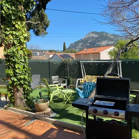 F4 Ideal Pro Ou Famille, 80 M2 Rdc Avec Jardin&terrasse Prives, Parking Gratuit, Calme, Wifi Free Pop, Clim Reversible, Balancelle, Transats, Bbq, Dans Petit Batiment, 15 Min De La Et Base Navale, 10 Min De La Gare Sncf Et Routiere *