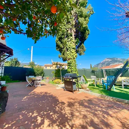 Apartment F4 Ideal Pro Ou Famille, 80 M2 Rdc Avec Jardin&terrasse Prives, Parking Gratuit, Calme, Wifi Free Pop, Clim Reversible, Balancelle, Transats, Bbq, Dans Petit Batiment, 15 Min De La Et Base Navale, 10 Min De La Gare Sncf Et Routiere Toulon