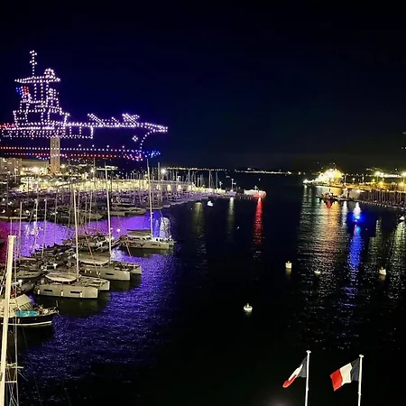 Perle Rare, F4 Donnant Sur Un Grand Jardin Prive Amenage, Parkings Gratuits, Clim, Calme, Ideal Famille & Pro, 10 Min De La Mer Et Du Centre-Ville, De La Gare Sncf Et Routiere 아파트 툴롱